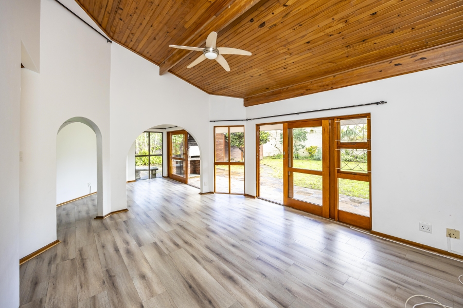 3 Bedroom Property for Sale in Bonza Bay Eastern Cape